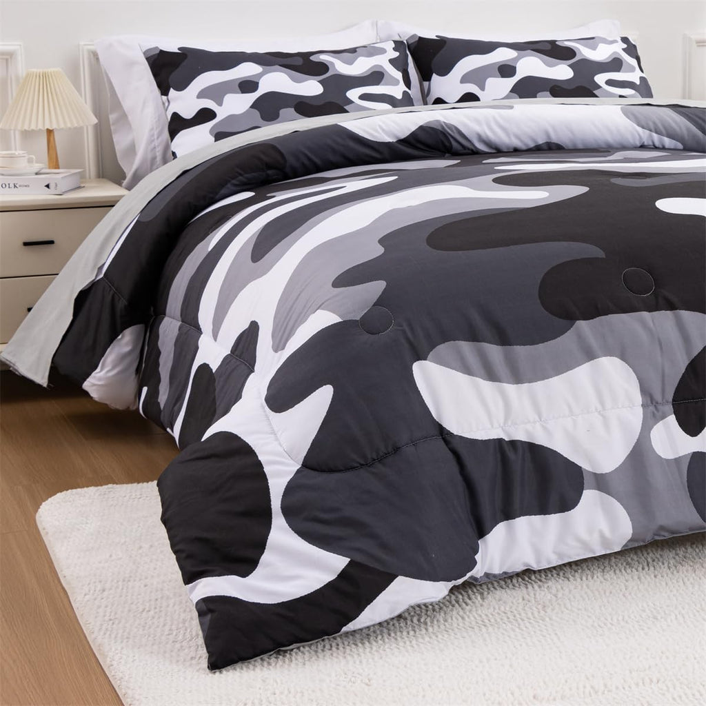 Holawakaka Twin Size Camouflage Bedding Comforter Set with Sheets, Boys Girls Men Camo Bed in A Bag 5 Pieces,Kids Teens Dorm Bed Sets Neutral Farmhouse Lodge Cabin Army Bedspread (Red, Twin)