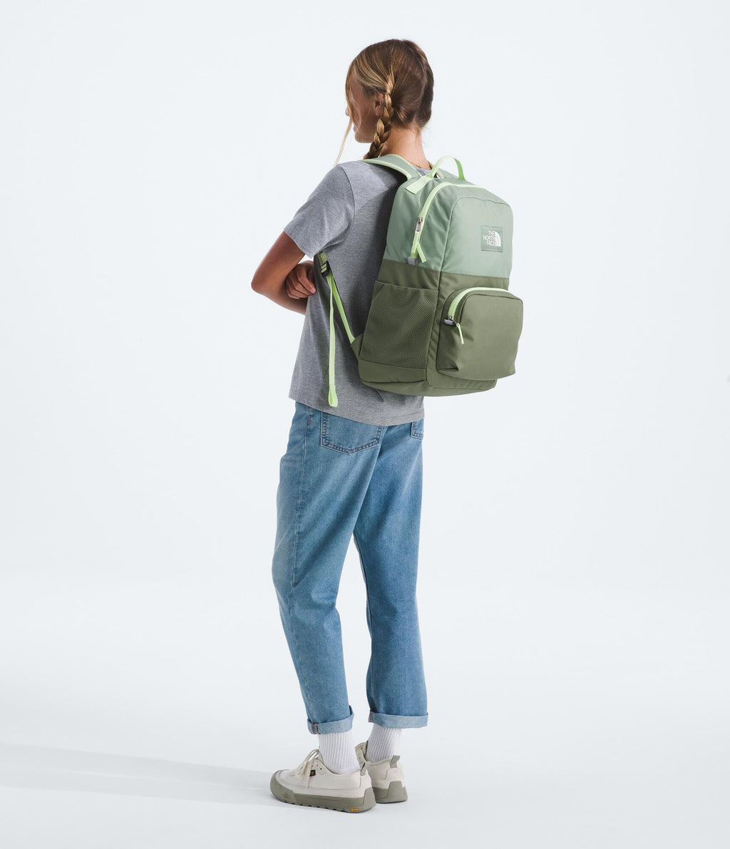 The North Face Teen Chuckwalla Daypack - Travel Backpack, Laptop Sleeve, Reflective Safety Details, Adjustable Strap, Pacific Teal/Slate Moss/Evergreen, One Size