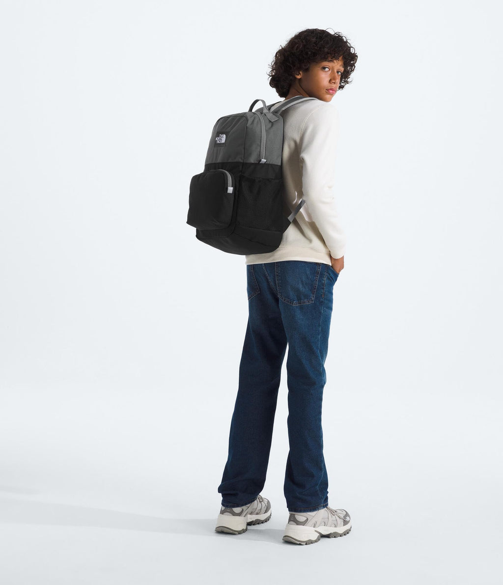 The North Face Teen Chuckwalla Daypack - Travel Backpack, Laptop Sleeve, Reflective Safety Details, Adjustable Strap, Pacific Teal/Slate Moss/Evergreen, One Size