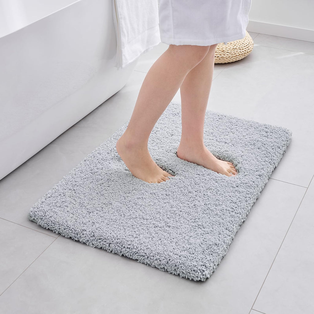 ILANGO Pink Bathroom Rugs 24" × 17" Non Slip & Super Absorbent Extra Thick Soft, Washable Bath Mat for Floor, Non Shedding Microfiber Plush Holiday Bath Rug with Rubber for Shower Sink
