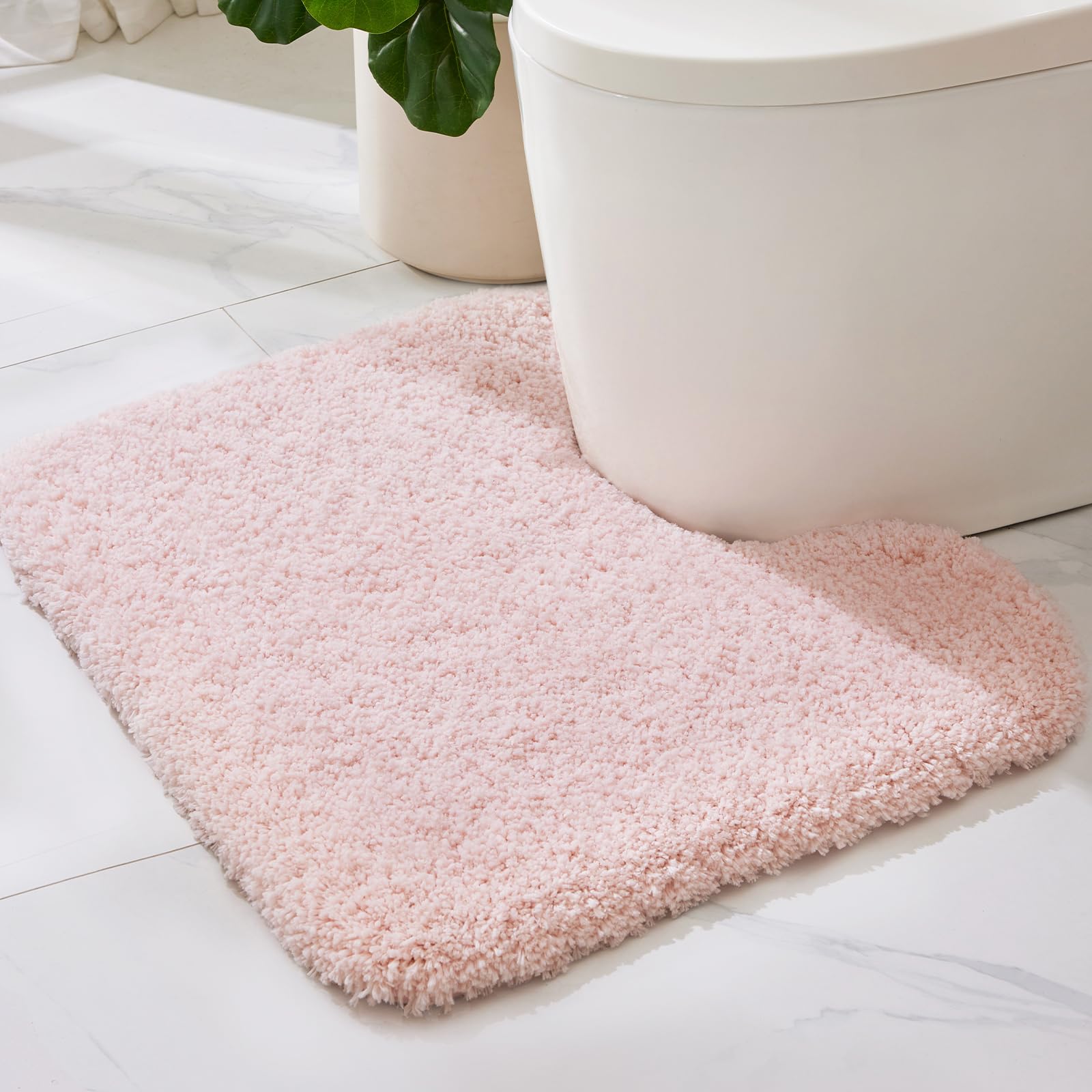 ILANGO Pink Bathroom Rugs 24" × 17" Non Slip & Super Absorbent Extra Thick Soft, Washable Bath Mat for Floor, Non Shedding Microfiber Plush Holiday Bath Rug with Rubber for Shower Sink