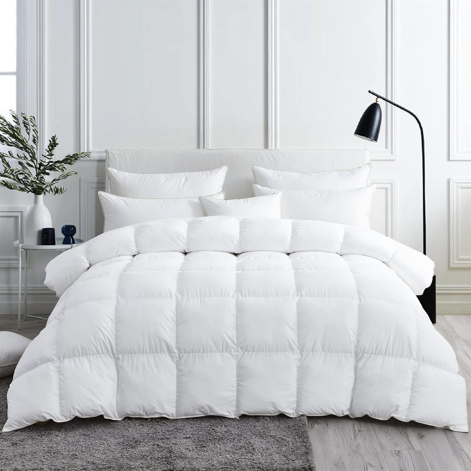 Luxurious All-Season Goose Down Feather Fiber Comforter California King Size Duvet Insert, Exquisite Pinch Pleat Design, Premium Baffle Box, 100% Egyptian Cotton Cover, 80 oz. Fill Weight, Black