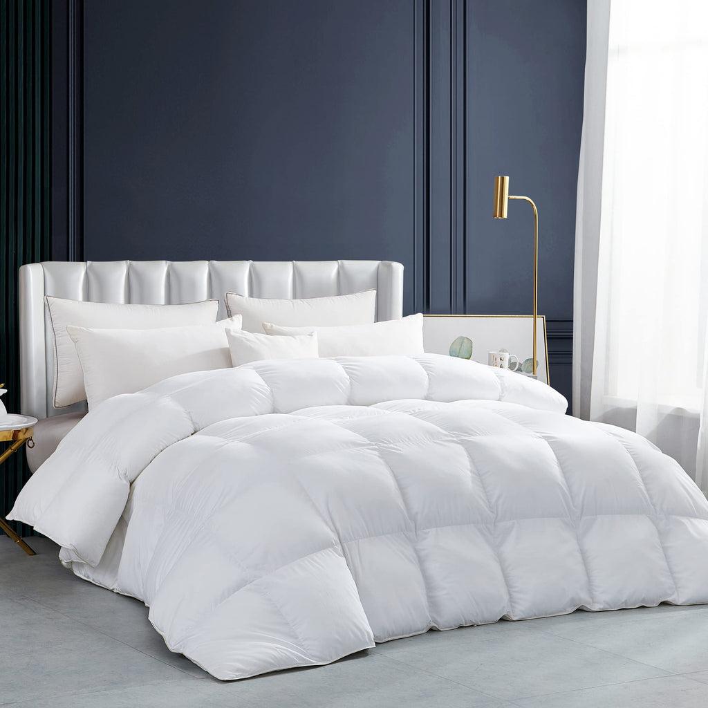 Luxurious All-Season Goose Down Feather Fiber Comforter California King Size Duvet Insert, Exquisite Pinch Pleat Design, Premium Baffle Box, 100% Egyptian Cotton Cover, 80 oz. Fill Weight, Black