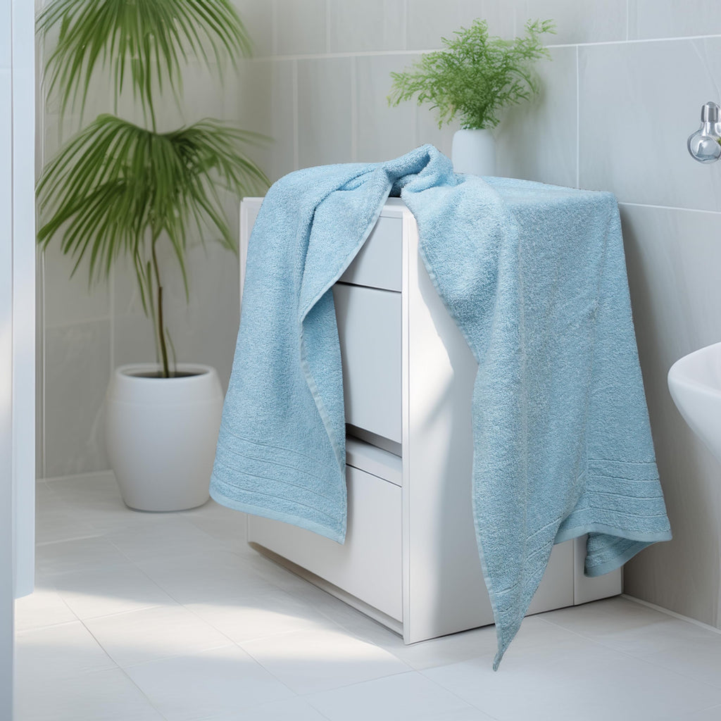 Tens Towels Pack of 4 Extra Large Bath Towels 30 x 60 Inches, 100% Cotton, Larger & Lighter Weight, Quicker to Dry, Super Soft and Absorbent, Perfect for Bathroom, Black