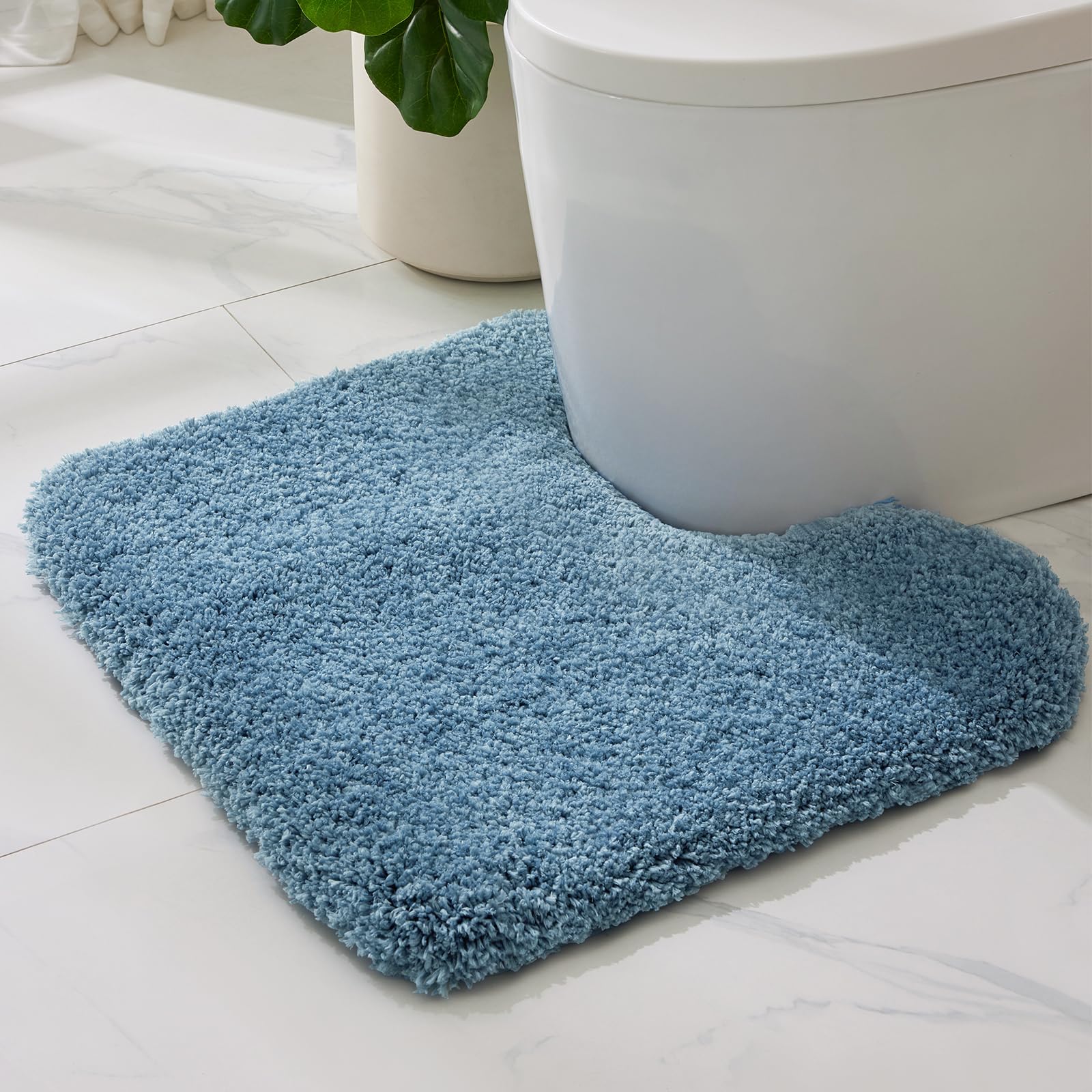 ILANGO Pink Bathroom Rugs 24" × 17" Non Slip & Super Absorbent Extra Thick Soft, Washable Bath Mat for Floor, Non Shedding Microfiber Plush Holiday Bath Rug with Rubber for Shower Sink