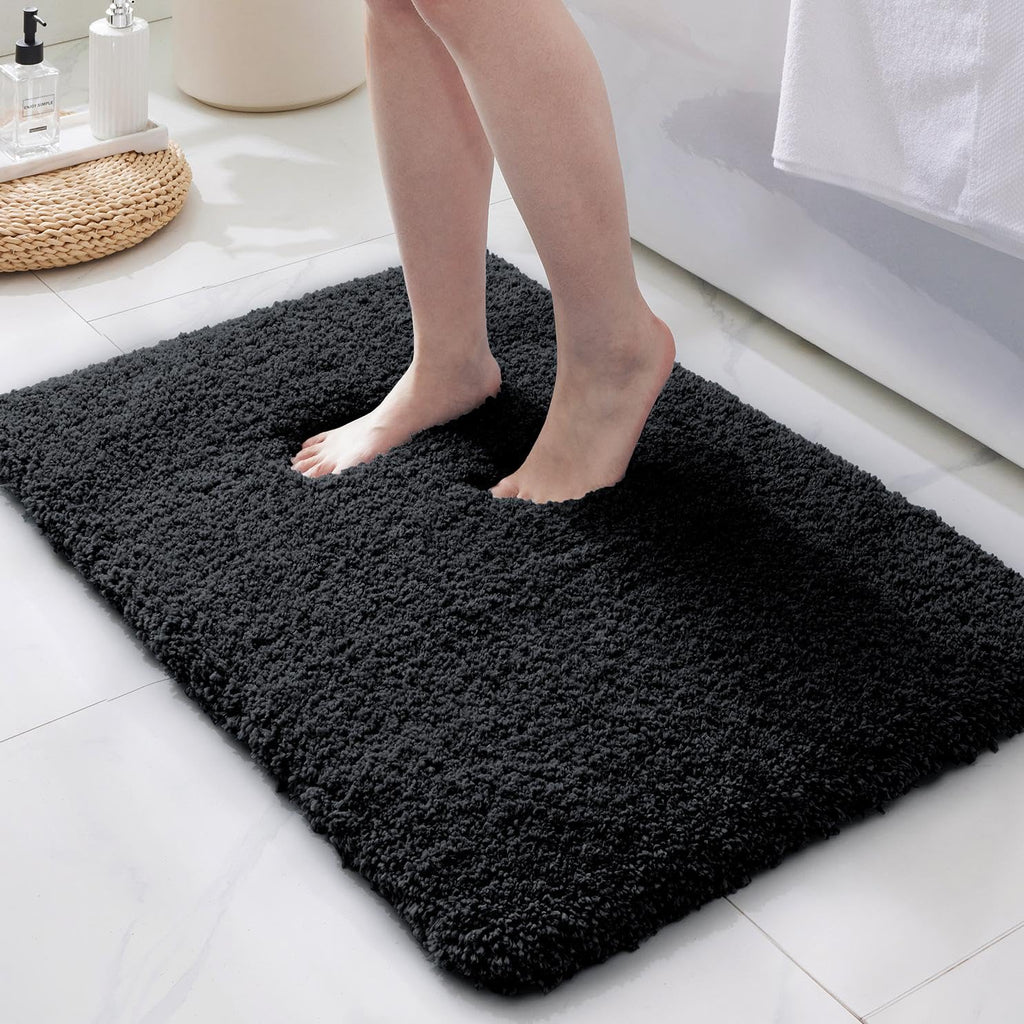 ILANGO Pink Bathroom Rugs 24" × 17" Non Slip & Super Absorbent Extra Thick Soft, Washable Bath Mat for Floor, Non Shedding Microfiber Plush Holiday Bath Rug with Rubber for Shower Sink