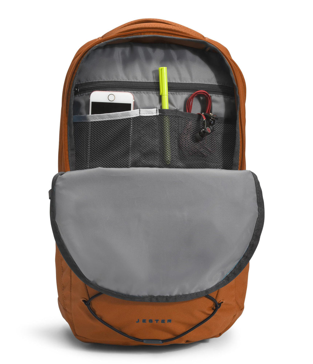 The North Face Jester Everyday Laptop Backpack - Commuter Daypack, Water Repellent, Laptop Sleeve, TNF Black-NPF, One Size | 28L recycled polyester with DWR finish, padded 16 in sleeve, chiropractor-endorsed FlexVent suspension, bottle pockets