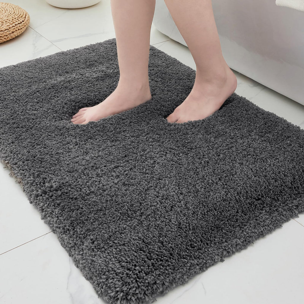 ILANGO Pink Bathroom Rugs 24" × 17" Non Slip & Super Absorbent Extra Thick Soft, Washable Bath Mat for Floor, Non Shedding Microfiber Plush Holiday Bath Rug with Rubber for Shower Sink