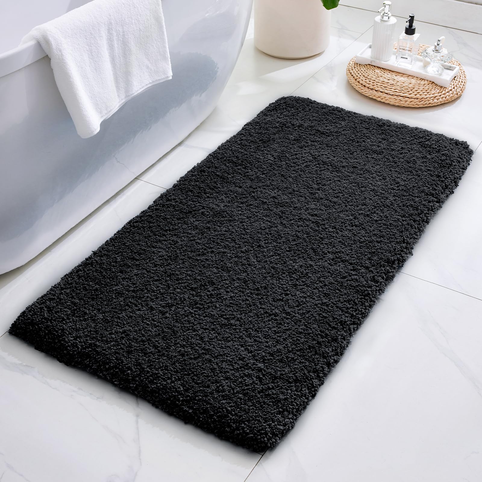 ILANGO Pink Bathroom Rugs 24" × 17" Non Slip & Super Absorbent Extra Thick Soft, Washable Bath Mat for Floor, Non Shedding Microfiber Plush Holiday Bath Rug with Rubber for Shower Sink