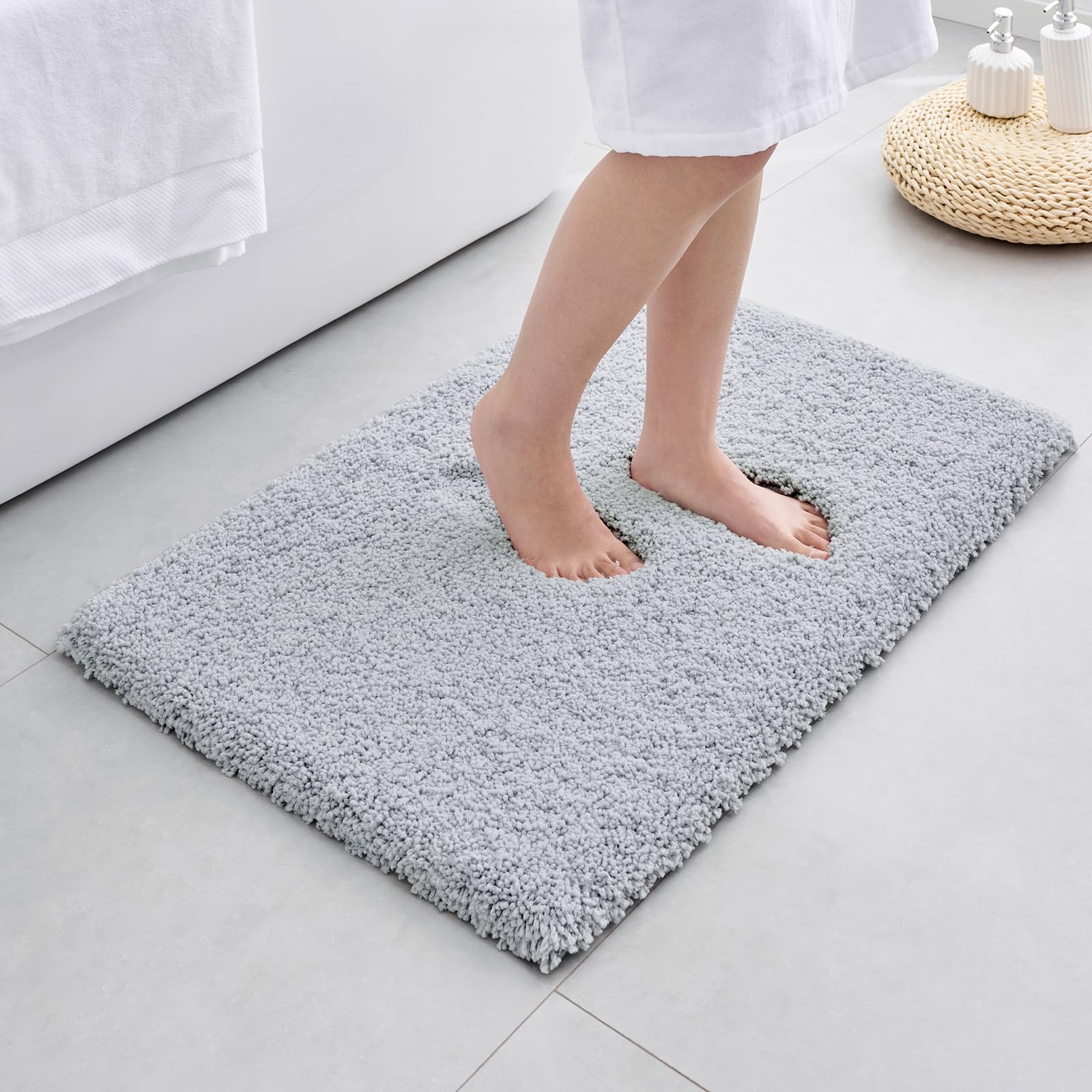 ILANGO Pink Bathroom Rugs 24" × 17" Non Slip & Super Absorbent Extra Thick Soft, Washable Bath Mat for Floor, Non Shedding Microfiber Plush Holiday Bath Rug with Rubber for Shower Sink