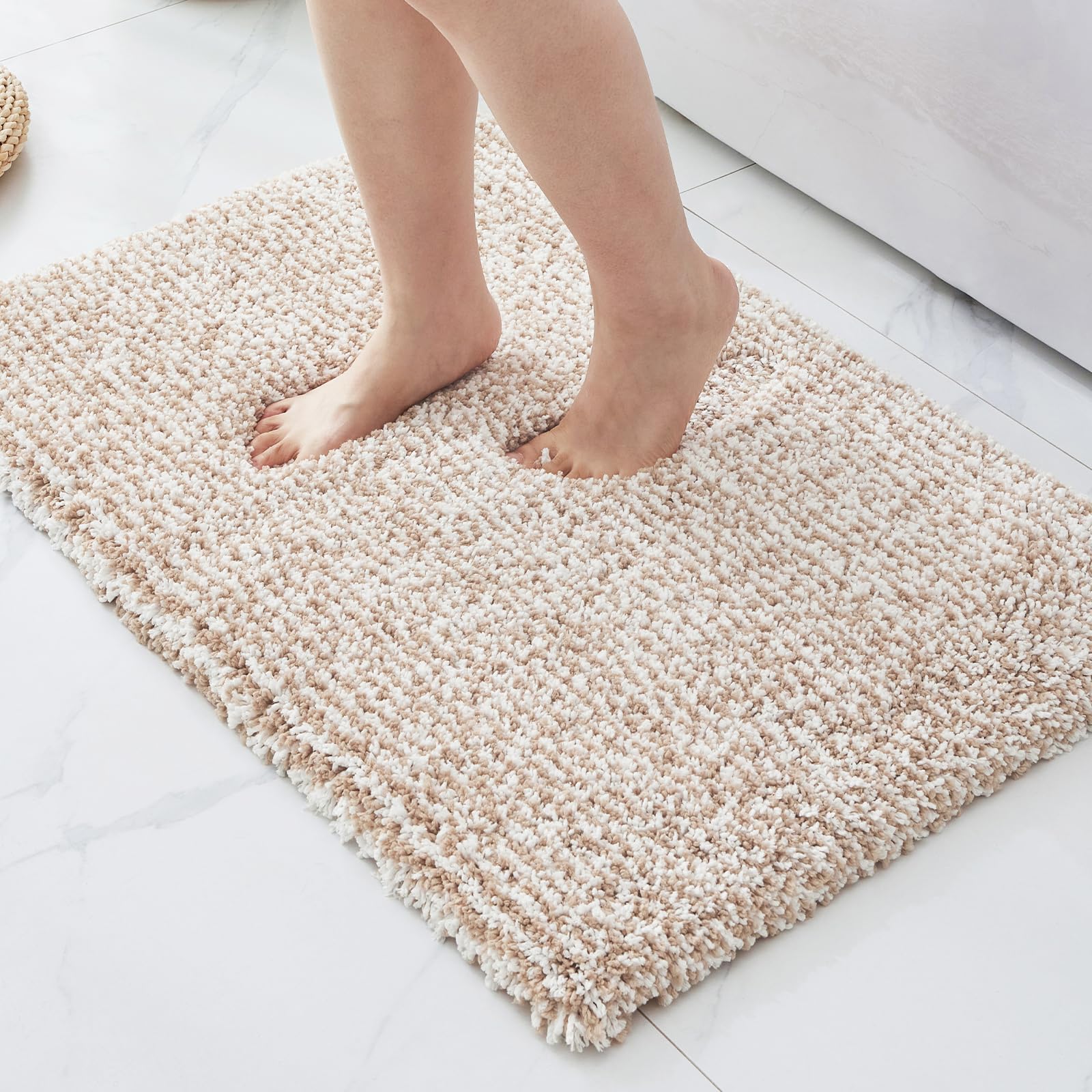 ILANGO Pink Bathroom Rugs 24" × 17" Non Slip & Super Absorbent Extra Thick Soft, Washable Bath Mat for Floor, Non Shedding Microfiber Plush Holiday Bath Rug with Rubber for Shower Sink