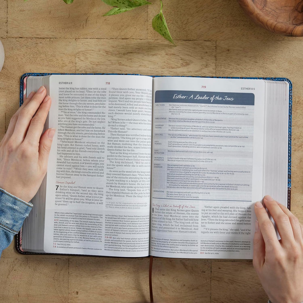 NIV, The Woman's Study Bible, Hardcover, Full-Color, Red Letter: Receiving God's Truth for Balance, Hope, and Transformation